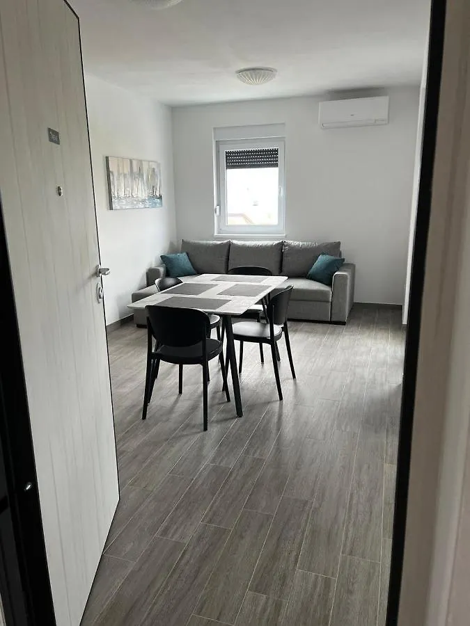 Apartment Irene No.2 Vir 0*,  Croatia