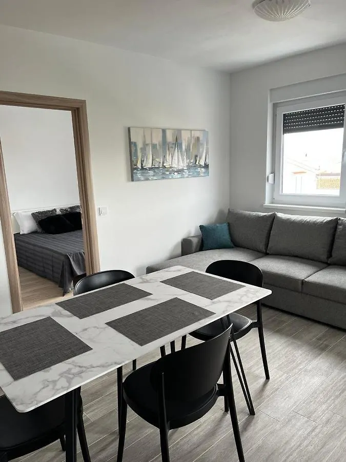 Apartment Irene No.2 Vir