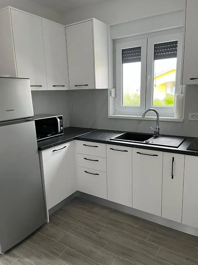 Apartment Irene No.2 Vir 0*,  Croatia